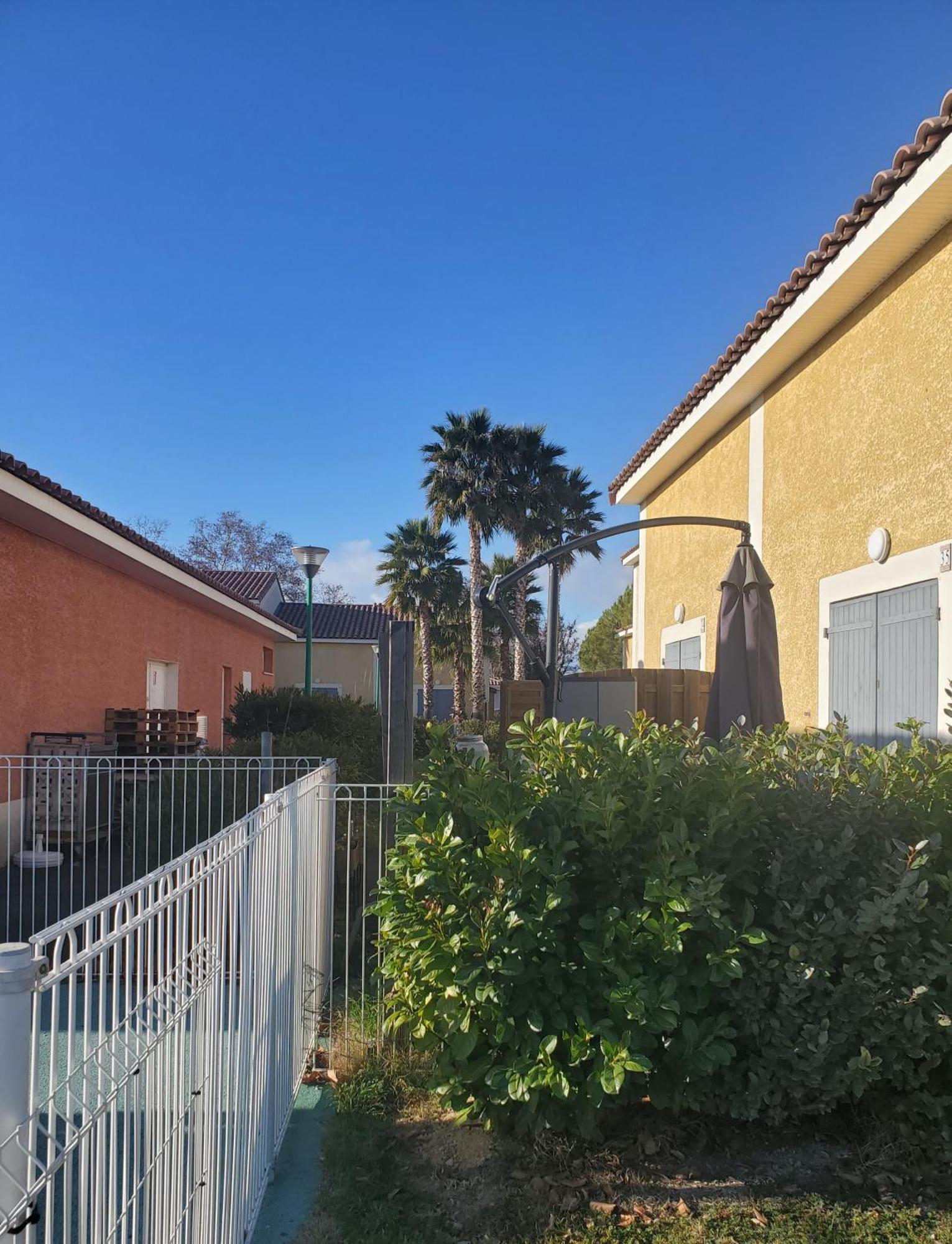 Le Canal Climatisation Wi-Fi Parking Jardin Piscine 15 Mn De Beziers コロンビエール エクステリア 写真